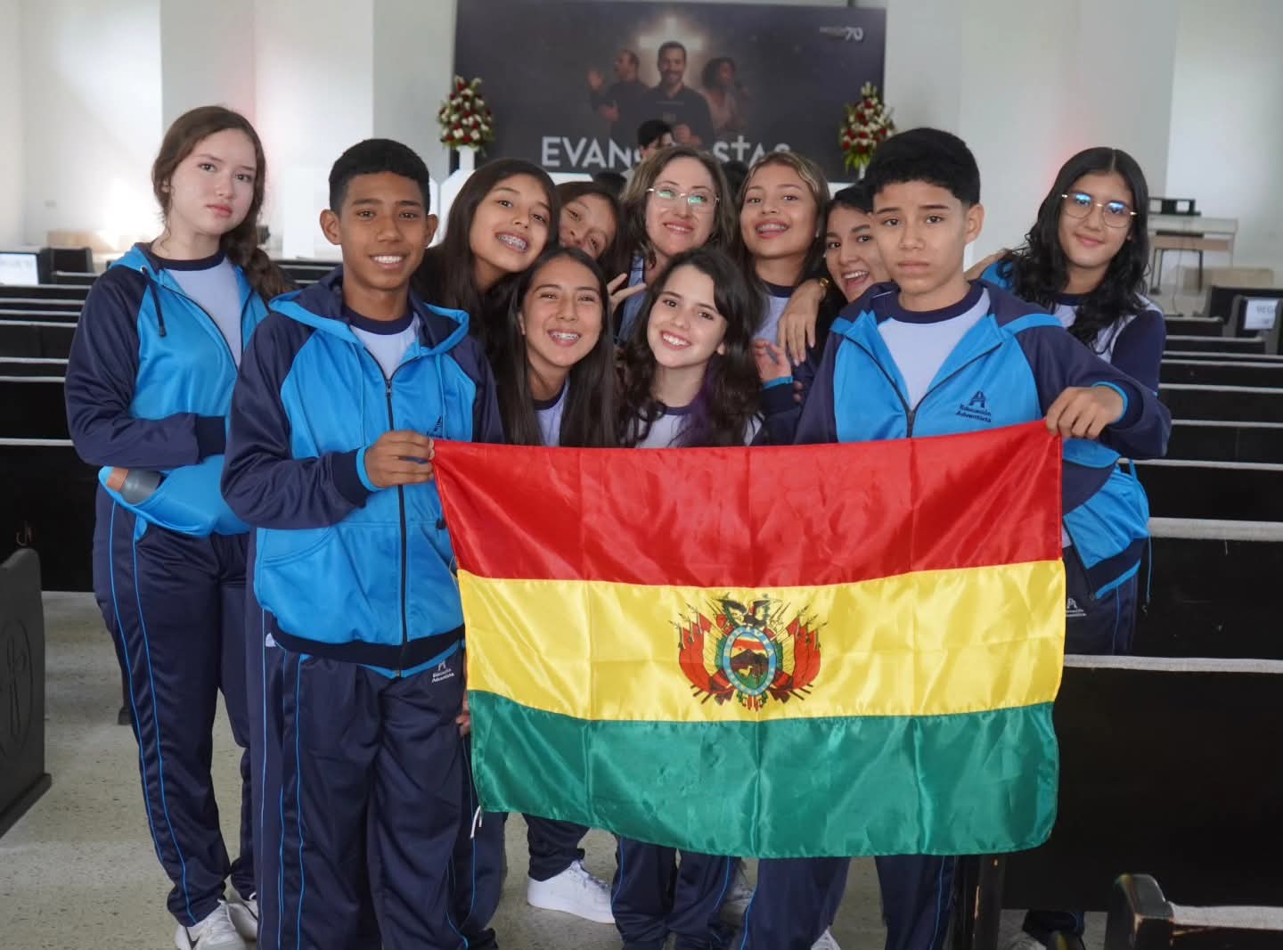Estudiantes del ITSAE-CADE que viajarán a Bolivia para brindar servicio y cumplir la misión