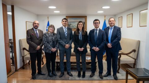 Educación Adventista presenta su modelo educativo integral a la ministra de Educación de Chile