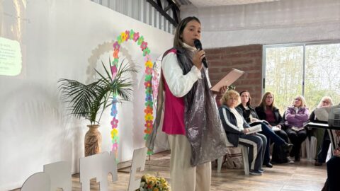 Encuentro de mujeres en Rivera inspira crecimiento espiritual y restauración personal