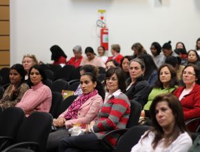 Mulheres adventistas são treinadas na área de liderança