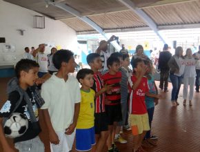 Vila Morais atende a comunidade e divulga mensagem adventista de saúde