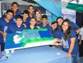 Estudantes do Instituto Adventista Grão-Pará fazem ato pela preservação da água