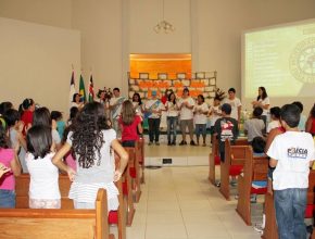 Escola Cristã de Férias reúne 130 crianças em Brasília