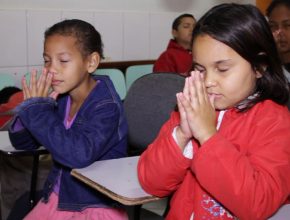 Escola Cristã de Férias é realizada pela ADRA e Calebes em Itanhaém