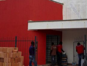 Adventistas preparam primeiro templo brasileiro para haitianos