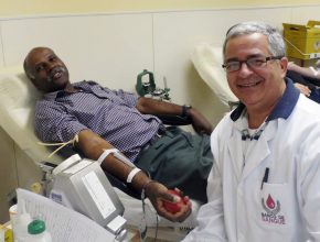 Desbravadores incentivam doação de sangue