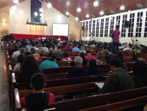 Evangelismo televisivo resulta em batismos durante a Semana Profética em Vitória