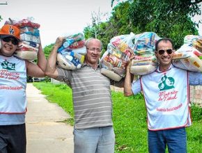 Voluntários arrecadam 153 toneladas de alimentos para o Mutirão de Natal