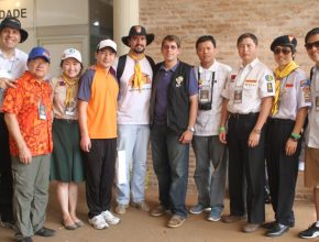 Pastor e desbravadores da Mongólia visitam IV Campori Sul-Americano