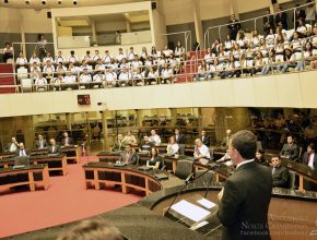 Igreja Adventista recebe homenagem na Assembleia Legislativa de SC