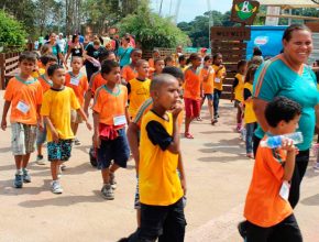 Crianças dos núcleos infantis da ADRA participam de “Dia Feliz”