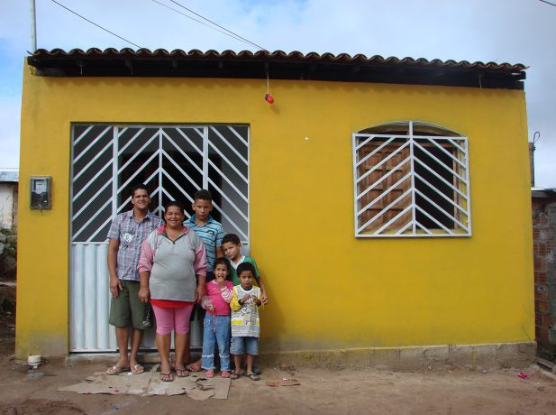 Adventistas-constroem-casa-para-familia-carente-em-Pernambuco