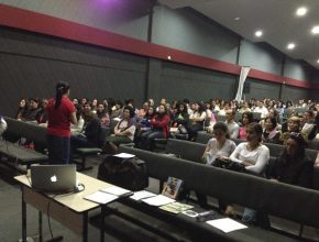 200 professoras do Ministério da Criança participam da grande trimestral em Porto Alegre