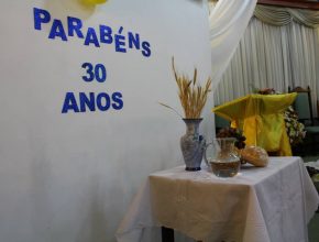 Igreja Adventista Jd. Paranaense (PR) completa 30 anos