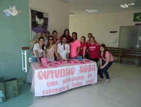 Geração 148 leva mensagem de esperança a hospital durante o Outubro Rosa