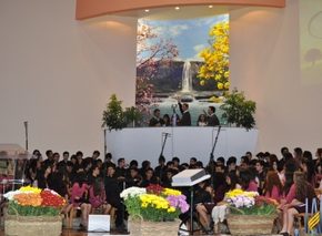 Batismo da primavera do Instituto Adventista Cruzeiro do Sul conta com 46 decisões