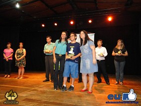 Aluno do Colégio Adventista de Maringá é premiado em concurso de redação