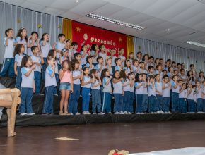 Educação Adventista apresenta cantata de Natal na Universidade Paranaense
