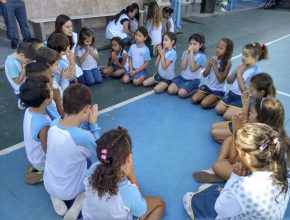 Escola Adventista de Santa Cecília incentiva o hábito da oração