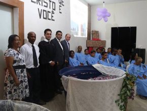 14 pessoas são batizadas na Semana Santa em comunidade Quilombola no Norte de Minas