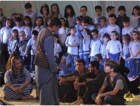 Musical de Páscoa é forma de evangelização em colégio adventista de Curitiba