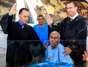 Silva é resultado direto de um pequeno grupo.  O batismo aconteceu na Igreja Central de Porto Velho, RO