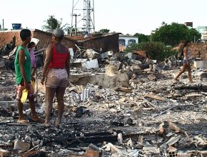 Adventistas ajudam vítimas de incêndio em comunidade carente de Pernambuco