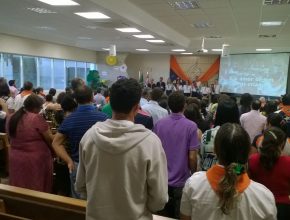 Mais de 200 líderes de todo oeste paulista reuniram-se para o curso de diretoria de aventureiros. 