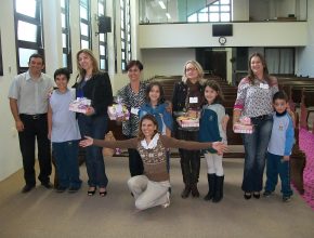 Escola Adventista faz homenagens para mulheres de autoridades de Osório, RS