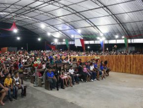 Cerca de quatro mil pessoas participaram do acampamento.