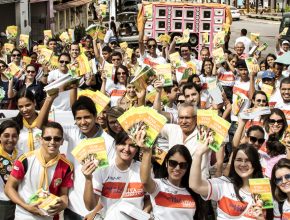 300 mil livros são distribuídos na região Central de Pernambuco