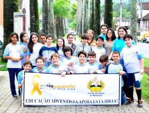 Escola Adventista de Blumenau participa do projeto Maio Amarelo