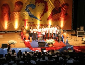 Casais reafirmam votos de fidelidade em congresso pernambucano