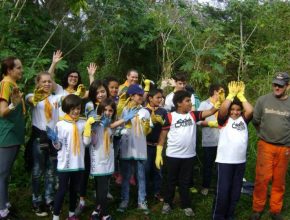 Desbravadores de Estrela, RS plantam árvores em lembrança ao Dia Mundial do Meio Ambiente