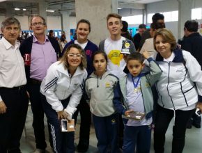 Alunos de Colégio Adventista de Joinville ganham prêmio em feira nacional de matemática