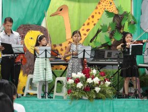 Comunidade Hispana realiza Escola Cristã de Música