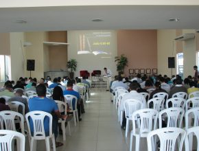 Primeira aula do curso que foi ministrado na Igreja Central de Juazeiro. (Foto: Felipe Pereira)
