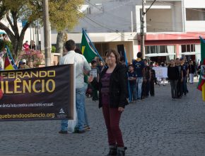 Projeto Quebrando o Silêncio é divulgado em desfile cívico de Canguçu-RS