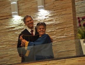 Evangelismo público e batismos marcam a semana no sul do Paraná