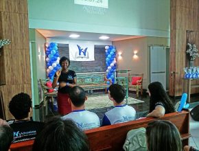 O Ministério Adventista de Surdos busca voluntários para serem treinados como intérpretes da Linguagem Brasileira de Sinais 