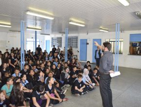 150 alunos da escola pública assistiram a palestra