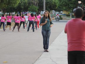Mulheres adventistas participam do Outubro Rosa e são destaque na mídia local