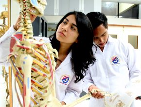 Universidade Adventista do Peru lança vestibular de Medicina para 2016