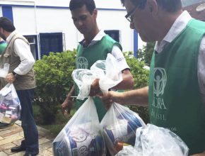 Agência humanitária adventista entrega 600 kits de higiene em Mariana (MG)