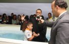 Batismo da juvenil Lavínia Garcia encerrou a cerimônia.