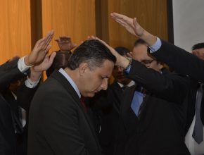 Cerimônia de ordenação confirma o ministério de pastores adventistas em Santa Catarina