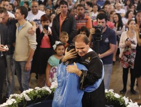 Centenas de pessoas conhecem princípios bíblicos no Impacto Londrina