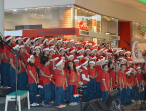 Colégio Adventista de Gravataí apresenta cantata de Natal em shopping