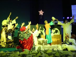 Cantata resgata o significado do Natal e reúne mil pessoas em Belo Horizonte