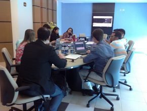 Equipe de comunicação participa de treinamento personalizado